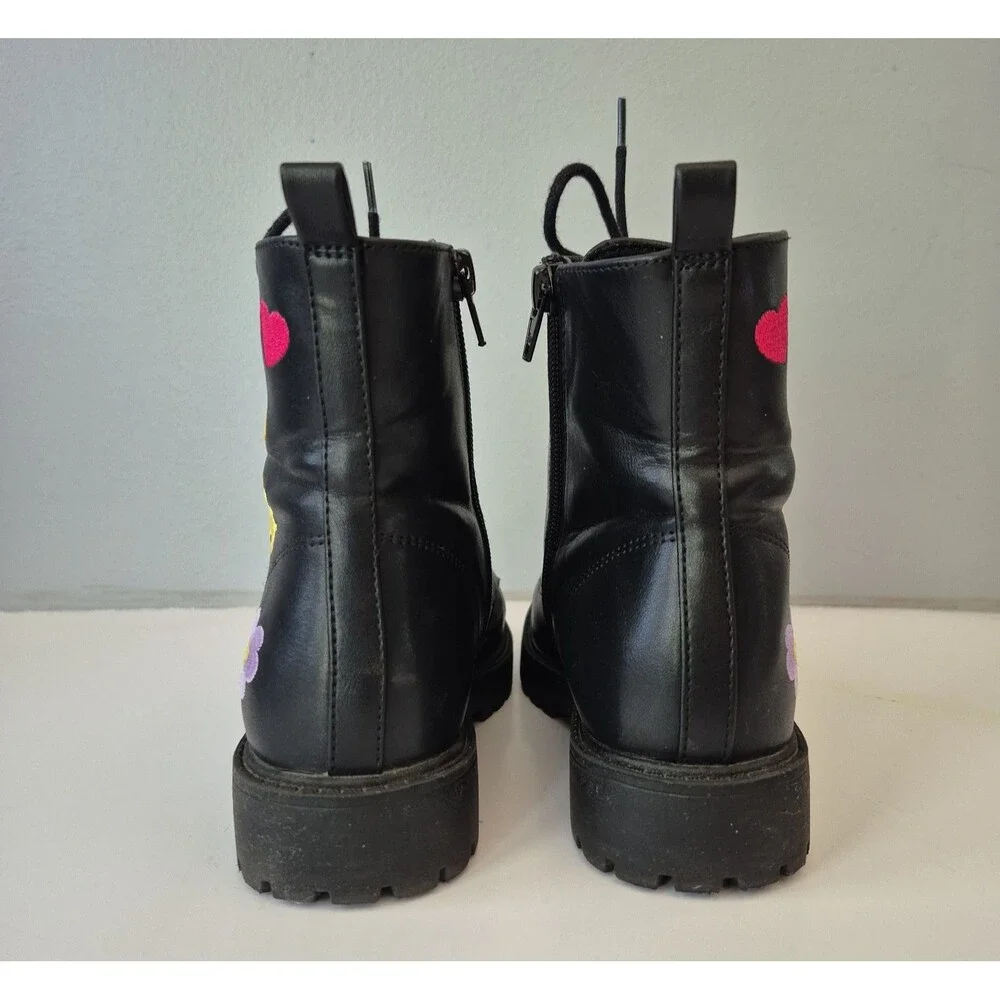 The Childrens Place Black Lace Up Combat Ankle Boots w/ Colorful Patches Girls 2